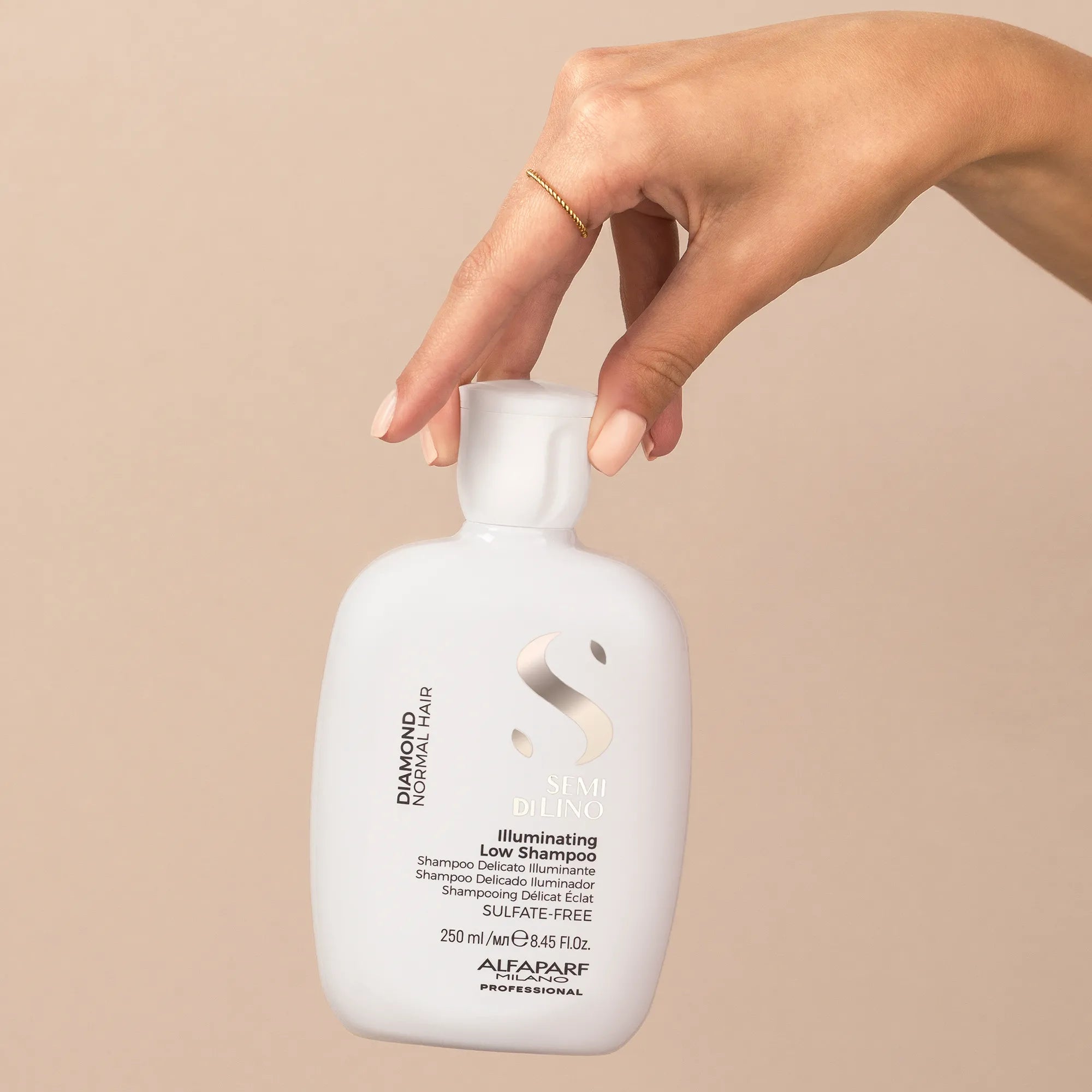 ILLUMINIERENDES SHAMPOO